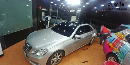 광주랩핑 벤츠 E300 루프스킨 재시공 닥터나이프 카스킨 / 광주 북구 중흥동