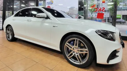 광주전체랩핑 벤츠E43 AMG 화이트 전체랩핑 시공 / 광주 북구 중흥동