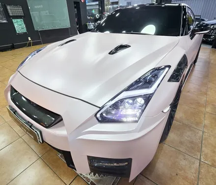 광주랩핑 닛산 GTR 사틴메탈체리핑크 전체랩핑 시공 / 광주 북구 중흥동