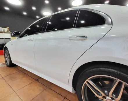 광주전체랩핑 벤츠E43 AMG 화이트 전체랩핑 시공 / 광주 북구 중흥동