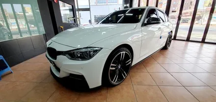 광주랩핑 BMW 320d 루프스킨 & M퍼포먼스 데칼 시공 / 광주 북구 중흥동
