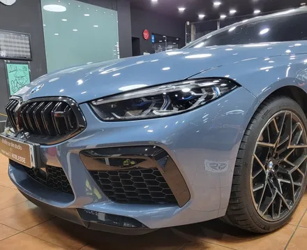광주랩핑 BMW M8 에이버리 레드 크롬 전체랩핑 시공 / 광주 북구 중흥동