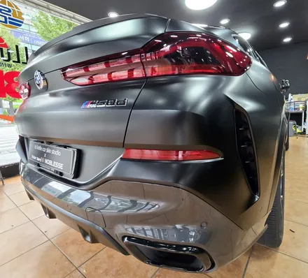 광주전체랩핑 BMW X6 고광택 사틴블랙 전체랩핑 크롬딜리트 시공 / 광주 북구 중흥동