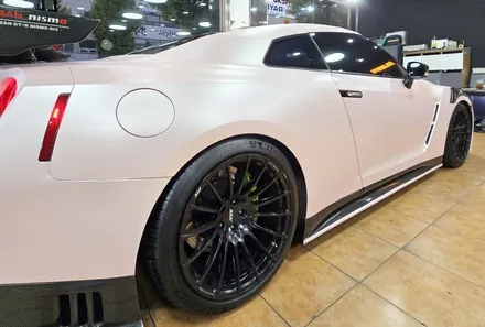 광주랩핑 닛산 GTR 사틴메탈체리핑크 전체랩핑 시공 / 광주 북구 중흥동