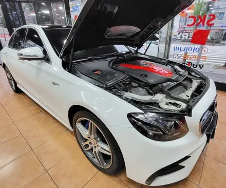 광주전체랩핑 벤츠E43 AMG 화이트 전체랩핑 시공 / 광주 북구 중흥동