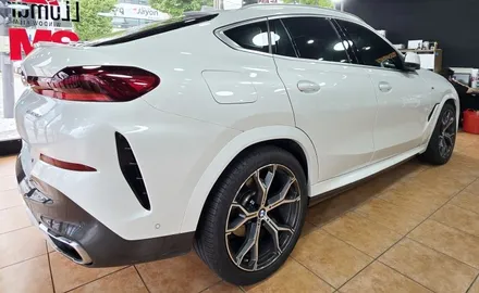 광주전체랩핑 BMW X6 고광택 사틴블랙 전체랩핑 크롬딜리트 시공 / 광주 북구 중흥동