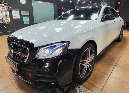 광주전체랩핑 벤츠E43 AMG 화이트 전체랩핑 시공 / 광주 북구 중흥동
