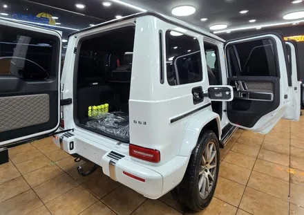 광주랩핑 벤츠G63amg 고광택 블랙 전체랩핑 시공 / 광주 북구 중흥동