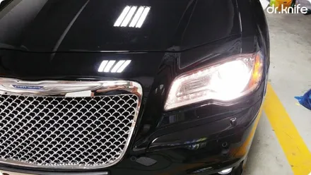 광주랩핑 크라이슬러 300C 부분랩핑 시공 닥터나이프 카스킨 / 광주 북구 중흥동