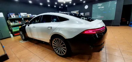 광주랩핑 벤츠 AMG GT 화이트펄 전체랩핑 시공 닥터나이프 / 광주 북구 중흥동