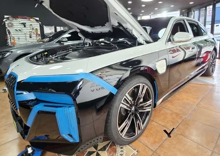 광주전체랩핑 BMW 750e 고광택 전체 듀오톤 랩핑 시공 / 광주 북구 중흥동