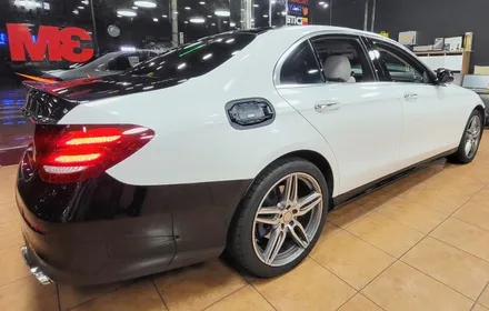 광주전체랩핑 벤츠E43 AMG 화이트 전체랩핑 시공 / 광주 북구 중흥동