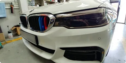 광주래핑 BMW 520d (G30) 루프 및 그릴래핑 시공 / 광주 북구 중흥동