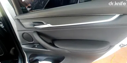 광주 실내랩핑 BMW X5 (F15) 리얼 우드 매트릭스 블랙            랩핑 시공 닥터나이프 카스킨 스튜디오 / 광주 북구 중흥동