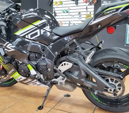 광주랩핑 스즈키 zx10r 방탄데칼시공 / 광주 북구 중흥동