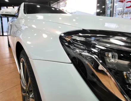 광주랩핑 벤츠 S450 화이트 전체랩핑 제거 및 고광택 화이트 핑크 전체랩핑 시공 / 광주 북구 중흥동