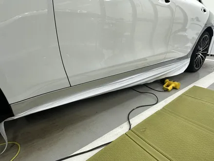 벤츠 cls450 피아노화이트 색상 고광택 랩핑, 고급 차량 보호엔 최선의 선택이죠 / 고양시 원흥동