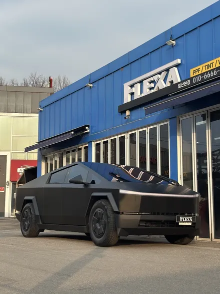 테슬라 사이버트럭 전체 사틴블랙 랩핑 시공 FLEXA HM-X 썬팅 시공, 이런 보호가 꼭 필요한 차량입니다! / 고양시 원흥동