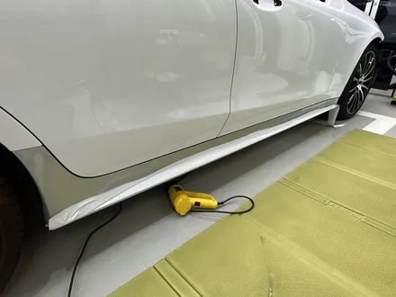 벤츠 cls450 피아노화이트 색상 고광택 랩핑, 고급 차량 보호엔 최선의 선택이죠 / 고양시 원흥동
