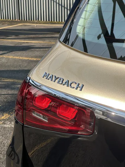 벤츠 GLS600 MAYBACH 상단 투톤 샴페인골드 고광택 랩핑 +코치라인 시공, 차량 보호 시공의 첫걸음입니다 / 고양시 원흥동