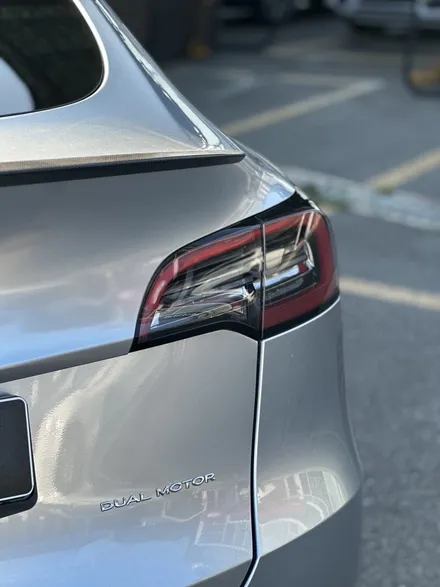 Bmw 740i 유광ppf 시공, 전문가의 손길이 필요한 이유는? / 고양시 원흥동