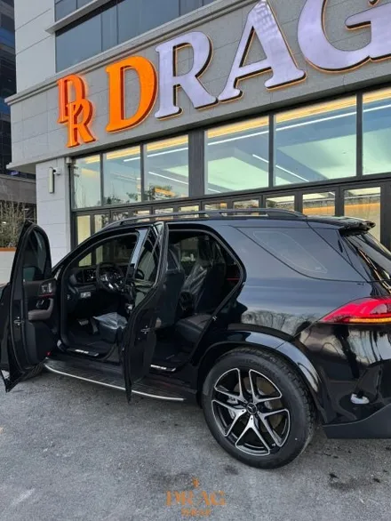 랩핑으로 태어난 새로운 프리미엄, 벤츠 gle 53 amg 고광택 블랙 랩핑 / 고양시 원흥동