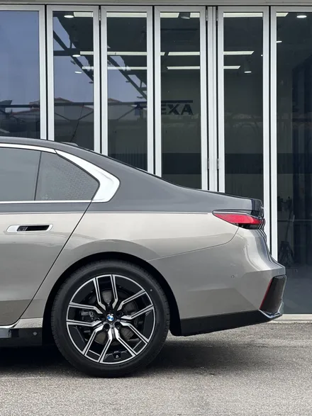 BMW 7시리즈 FLEXA HM-X 썬팅 상단 투톤 코치라인 랩핑, 내 차를 보호하는 가장 현명한 방법 / 고양시 원흥동