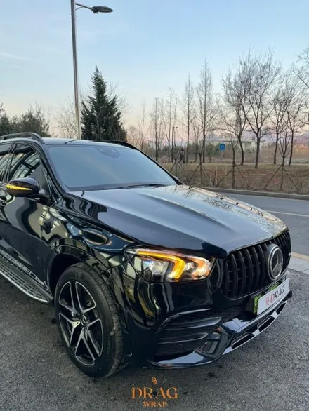 랩핑으로 태어난 새로운 프리미엄, 벤츠 gle 53 amg 고광택 블랙 랩핑 / 고양시 원흥동