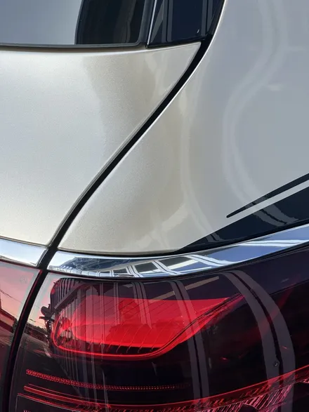 벤츠 GLS600 MAYBACH 상단 투톤 샴페인골드 고광택 랩핑 +코치라인 시공, 차량 보호 시공의 첫걸음입니다 / 고양시 원흥동