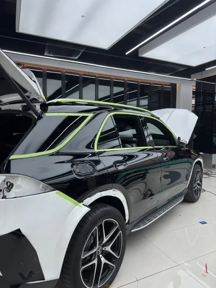 랩핑으로 태어난 새로운 프리미엄, 벤츠 gle 53 amg 고광택 블랙 랩핑 / 고양시 원흥동