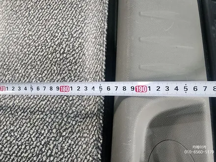 올뉴카니발 9인승 차박 3열탈부착 레일개조로 편하게 즐기세요 방수를위한 모노륨까지 시공했습니다 / 경기 남양주 다산지금로