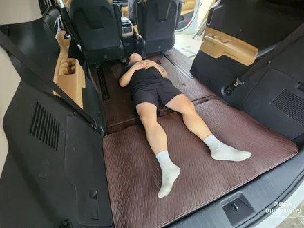 카니발7인승 차박은 평탄화와 레일연장으로 개조하세요 엠보싱바닥 매트까지 시공했습니다 / 경기 남양주 다산지금로