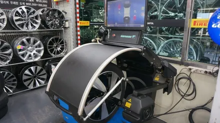 [순천타이어맥스] BMW+I3+휠복원+브리지스톤+3D얼라이먼트+호프만레이저바란스 / 순천, 여수, 광양