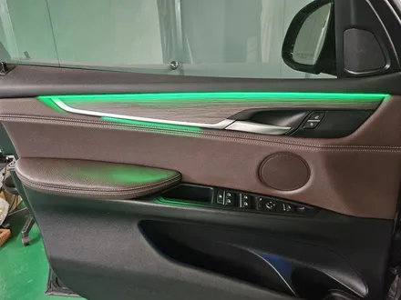 BMW X5 엠비언트 라이트 광량업 시공, RGB 블루투스 방식으로 실내 분위기 바꾸는 방법 / 부천시 도당동