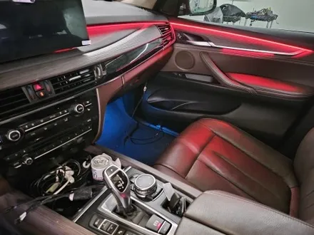 BMW X5 엠비언트 라이트 광량업 시공, RGB 블루투스 방식으로 실내 분위기 바꾸는 방법 / 부천시 도당동