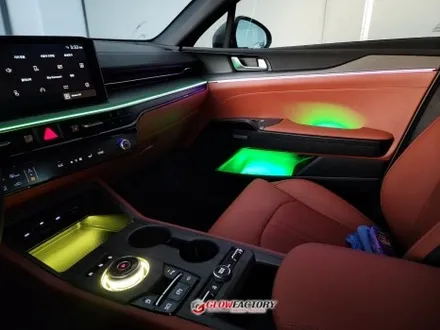 더뉴 K5 DL3 엠비언트 개별 제어 가능한 멀티컬러의 신 글로우 RGB 에어로 튜닝했습니다 / 부천시 도당동