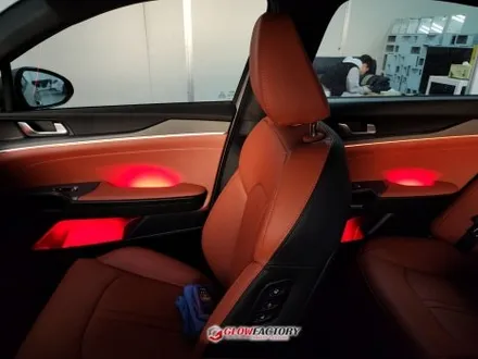 더뉴 K5 DL3 엠비언트 개별 제어 가능한 멀티컬러의 신 글로우 RGB 에어로 튜닝했습니다 / 부천시 도당동