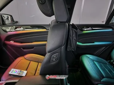 벤츠 ML350 엠비언트 메르세데스 벤츠의 실수?! 허전함을 완벽하게 채워준 무빙 글로우모션 / 부천, 광명, 인천, 서울 강서