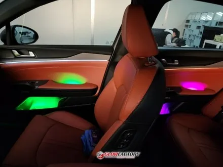 더뉴 K5 DL3 엠비언트 개별 제어 가능한 멀티컬러의 신 글로우 RGB 에어로 튜닝했습니다 / 부천시 도당동