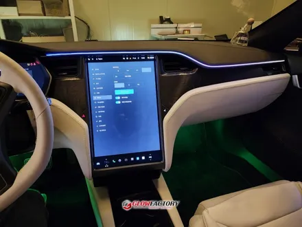 테슬라 모델S 엠비언트 특허받은 무빙 글로우모션으로 시공하면 / 부천, 광명, 인천, 서울 강서