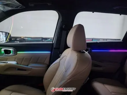 더뉴 쏘렌토 4세대 엠비언트를 특허받은 무빙 모션 엠비언트로 튜닝했습니다 / 부천시 도당동