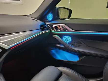BMW i4 전기차 무빙 엠비언트 라이트 시공 후기, 순정연동으로 완성한 실내 감성 튜닝 / 부천시 도당동