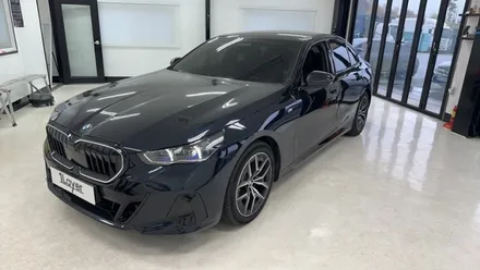 청주 랩핑, BMW 523d 아이코닉글로우+ 그릴 랩핑+ 블랙유광 / 청주 흥덕구