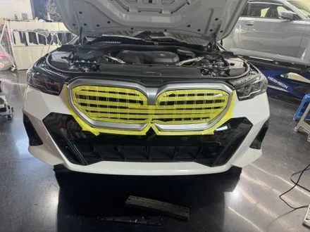 평택 BMW g60 5시리즈 아이코닉글로우 그릴랩핑 / 평택 통복동
