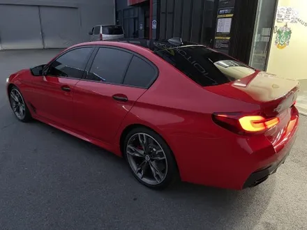 BMW 550i 카마인드레드 전체랩핑 시공 / 평택 통복동