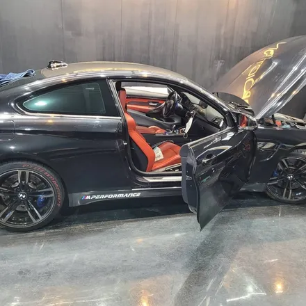 [BMW - M4]평택랩핑 색 변화로 새로운 느낌 그대로 / 평택 통복동