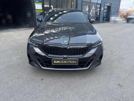 평택 BMW g60 5시리즈 그릴랩핑 시공 / 평택 통복동
