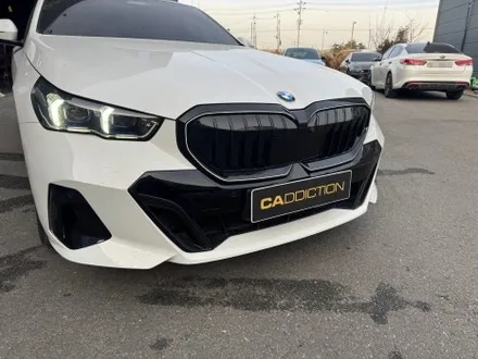 평택 BMW g60 5시리즈 아이코닉글로우 그릴랩핑 / 평택 통복동