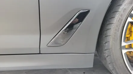 김해랩핑 장유랩핑 BMW G30 5시리즈 520d 전체랩핑 랩핑제거 재시공 무광블랙 / 김해, 부산, 창원