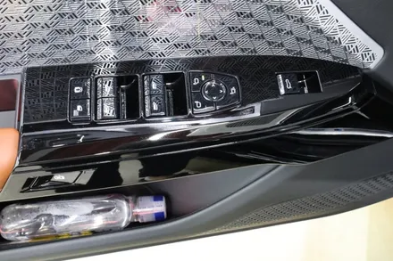 광주 실내 PPF, BMW I7 하이그로시와 디스플레이 보호 / 광주 광산
